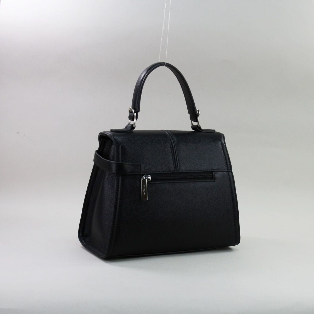FREDERIC T 582646